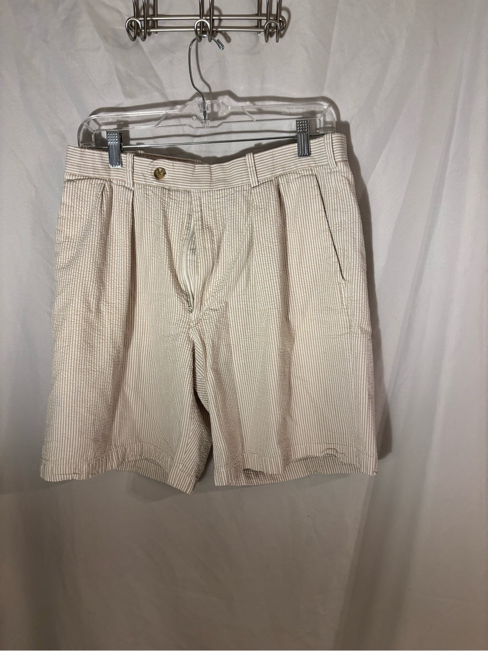 Peter Millar Cream Seersucker Flat Front Shorts
